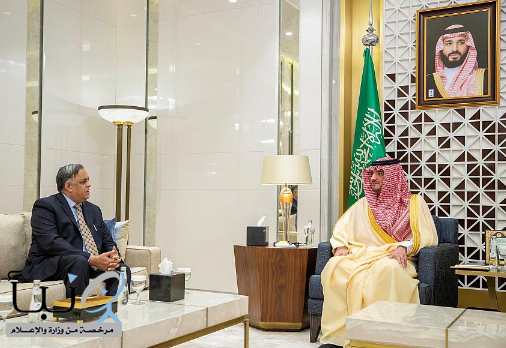 سمو الأمير عبدالعزيز بن سعود يستقبل سفيري الهند والبرتغال في مكتبه بالرياض