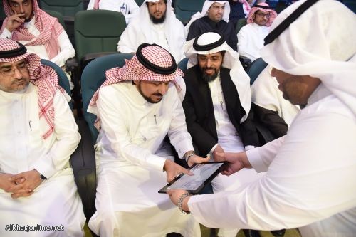 بحضور رجال المال والأعمال مدير جامعة الأمير سطّام بن عبد العزيز يدشن مبادرة ريادة الأعمال (رواد) بحضور رجال المال والأعمال مدير جامعة الأمير سطّام بن عبد العزيز يدشن مبادرة ريادة الأعمال (رواد)