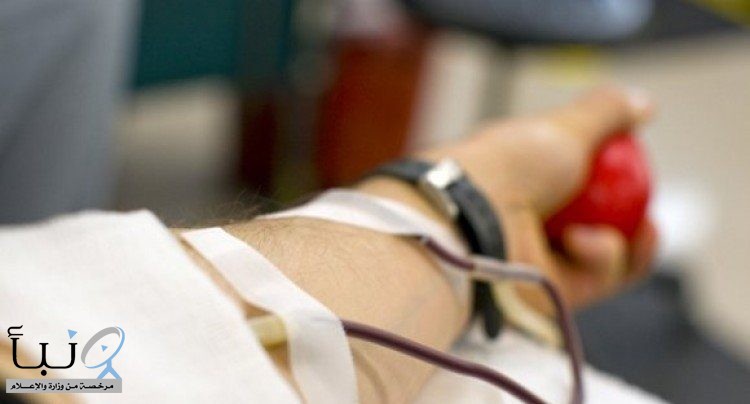 ميدالية استحقاق لـ 86 مواطناً لتبرعهم بالدم 10 مرات ميدالية استحقاق لـ 86 مواطناً لتبرعهم بالدم 10 مرات