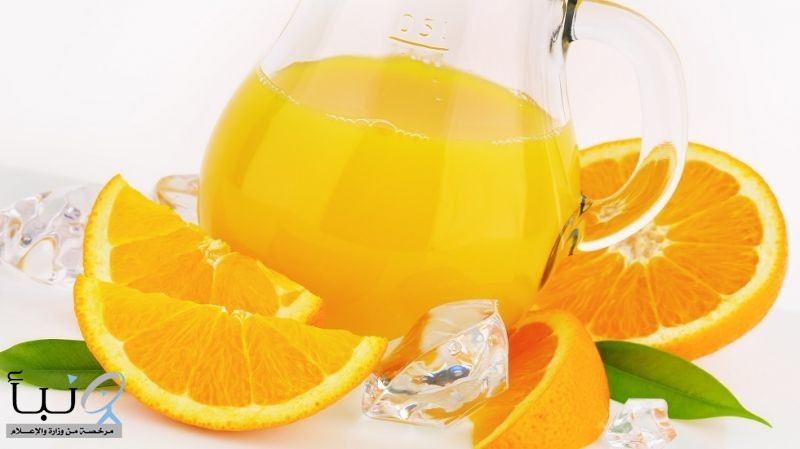 ما خطورة عصير الفاكهة الطازج على الصحة؟