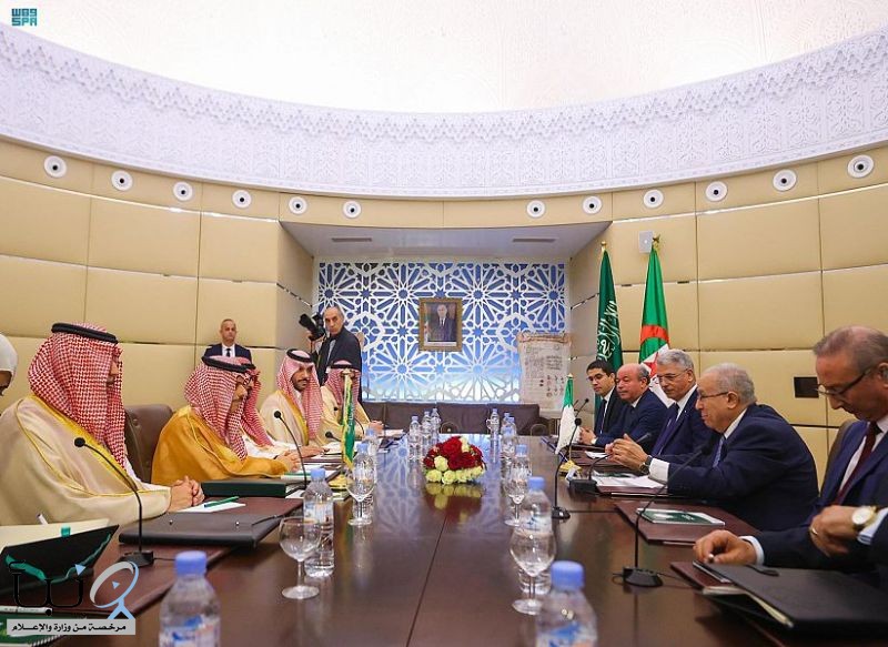 وزير الخارجية يلتقي نظيره الجزائري ويرأسان الدورة الثالثة للجنة المشاورات السعودية – الجزائرية