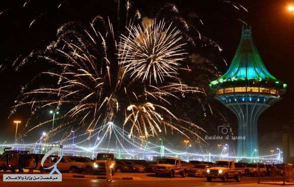 برج #الخرج يحتفي بالمنتخب السعودي المبدع كبير مصوري الخرج الأستاذ إبراهيم التميمي