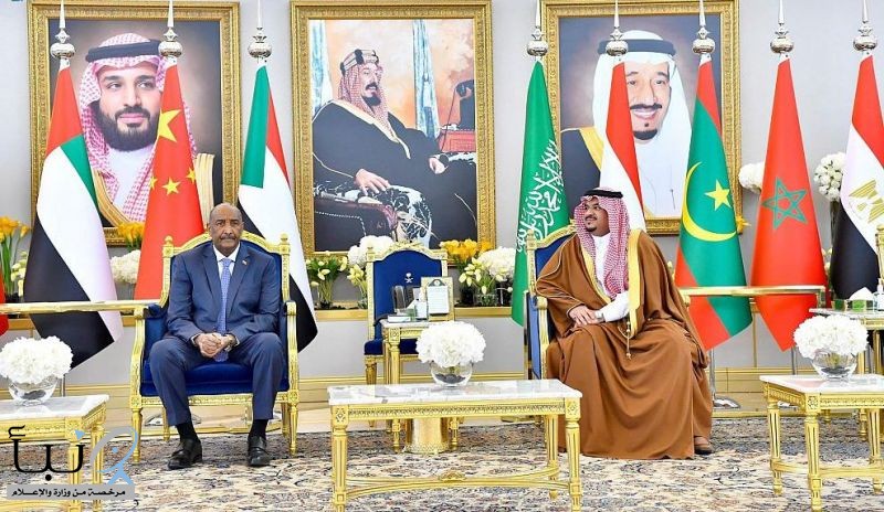 نائب أمير الرياض يستقبل رئيس مجلس السيادة السوداني