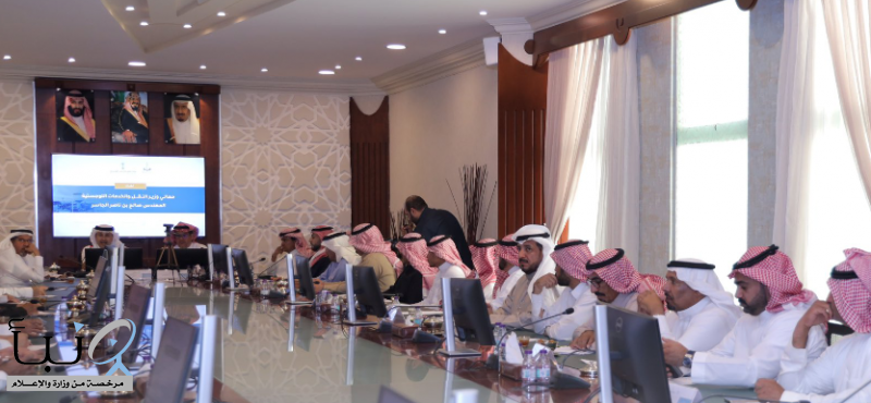 وزير النقل يلتقي عدداً من رجال الأعمال ومنسوبي الغرفة التجارية في القصيم لاستعراض الفرص الواعدة