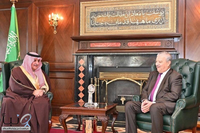 أمير تبوك يستقبل القنصل العام لجمهورية الجزائر الديمقراطية الشعبية