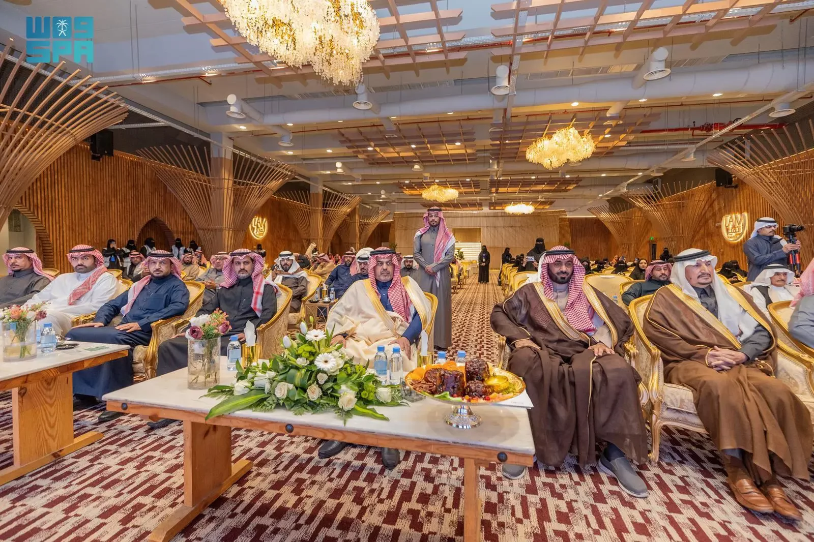 وكيل إمارة حائل يرعى الحفل السنوي لفرع هيئة الصحفيين السعوديين بالمنطقة