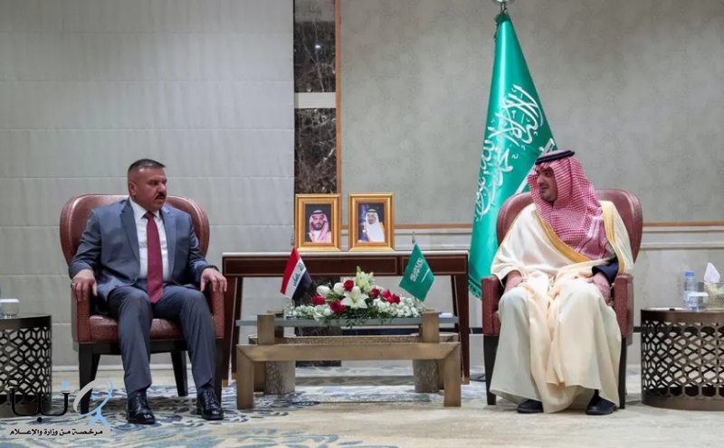 وزير الداخلية يلتقي نظيره العراقي لتعزيز مسارات التعاون الأمني