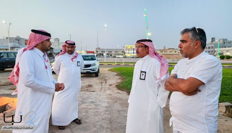 مشاريع تنموية وخدمية تنفذها بلدية النعيرية تشمل سفلتة الشوارع وتطوير مداخل المحافظة