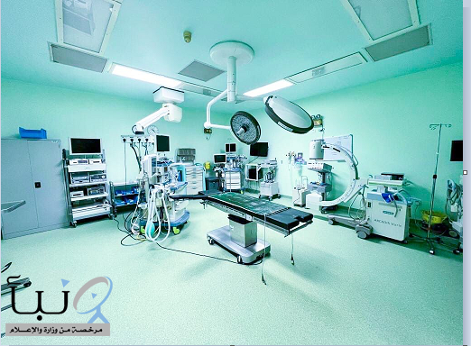 استئصال ورم من قاع جمجمة مريضة تعاني من ازدواج الرؤية في مستشفى الملك سعود بعنيزة