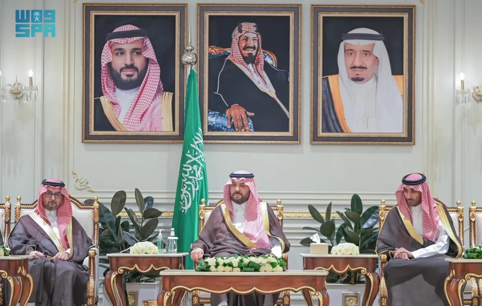 أمير الحدود الشمالية يكرم الفائزين بجائزة الأميرة صيتة بنت عبدالعزيز