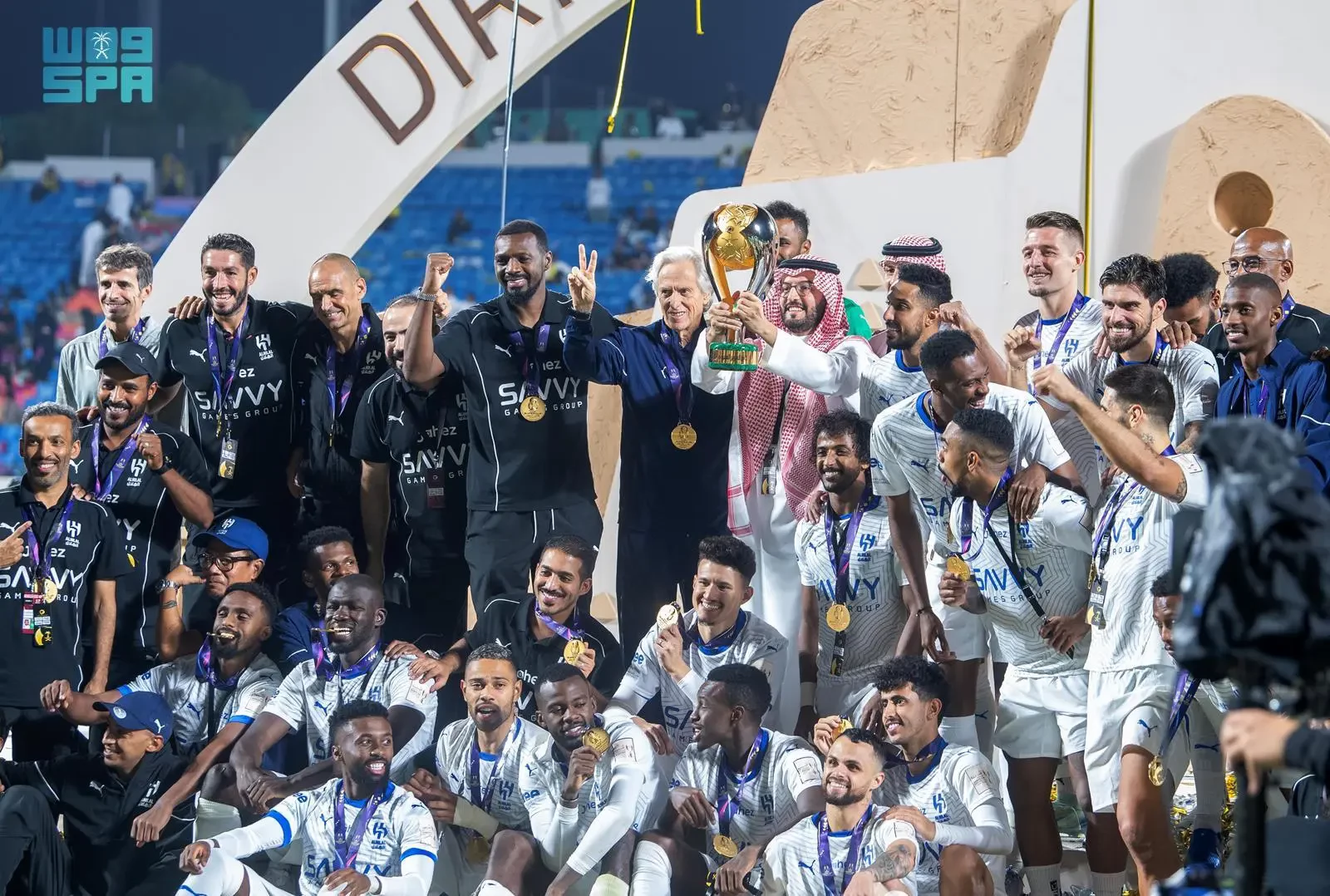 الهلال بطلٌ لكأس السوبر السعودي برباعية أمام النصر