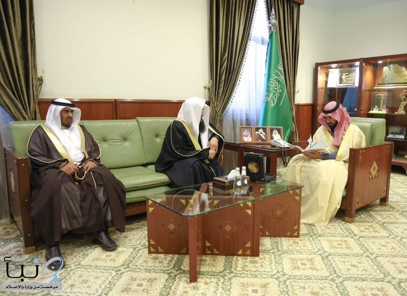 سمو محافظ الخرج يستقبل مجلس ادارة جمعية التنمية الاسرية " قرة أعين " بالمحافظة