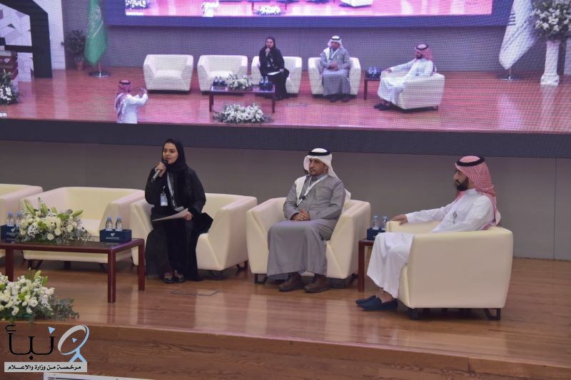 900 مختص يختتمون الملتقى الدولي الخامس لمركز الإرشاد الجامعي بجامعة الإمام عبد الرحمن بن فيصل