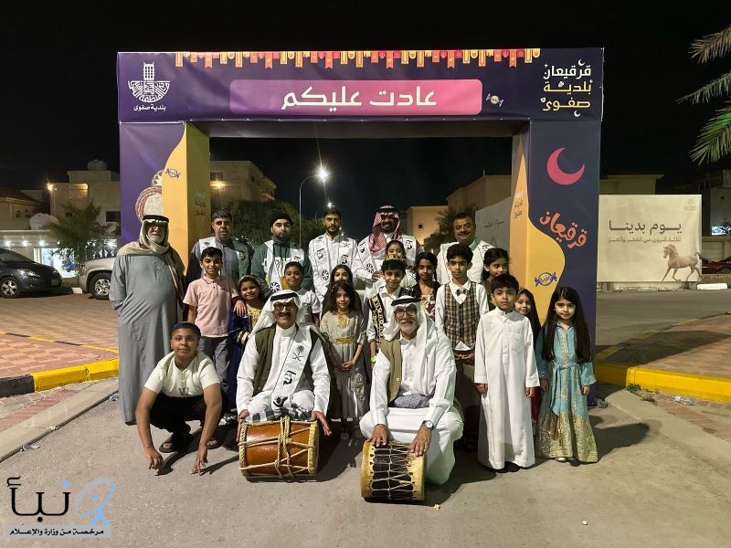 المسحراتي يشعل اجواء القرقيعان بمدينة صفوى