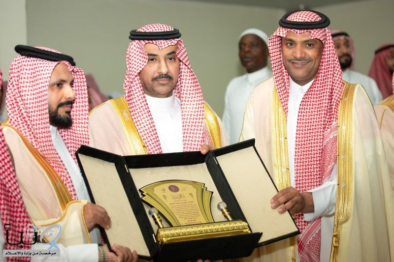محافظ صبيا يتوج الفائزين في نهائي بطولة الأمير محمد بن ناصر بن عبدالعزيز  لكرة القدم