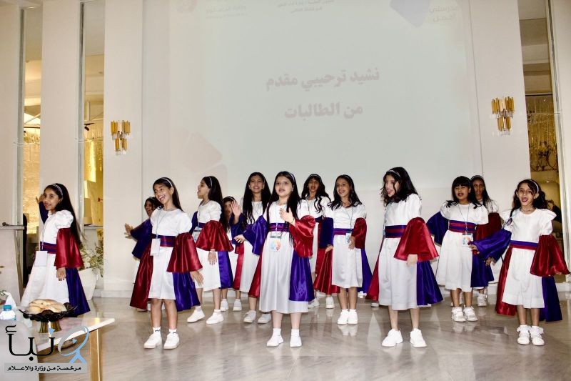 النفيعي يكرم 58 مدرسة مشاركة ببرنامج مدرستي أجمل في الطائف