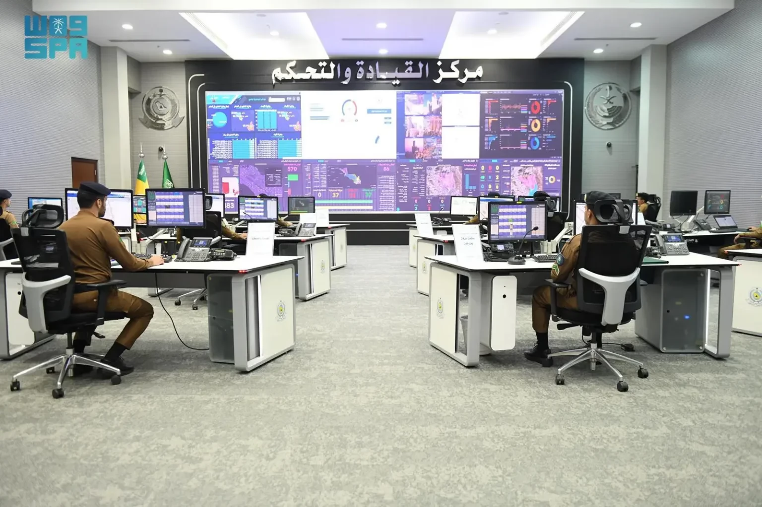 مركز القيادة والتحكم بالحج يتابع مؤشرات الأداء الميداني لقوات الدفاع المدني