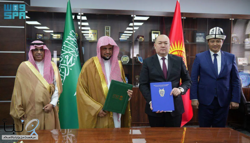 النائب العام يلتقي نظيره القرغيزستاني ويوقعان مذكرة تفاهم
