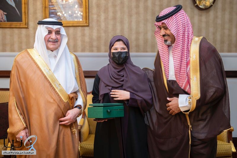 أمير تبوك يكرم الفائزين بمسابقة إمارة المنطقة للابتكار 2025