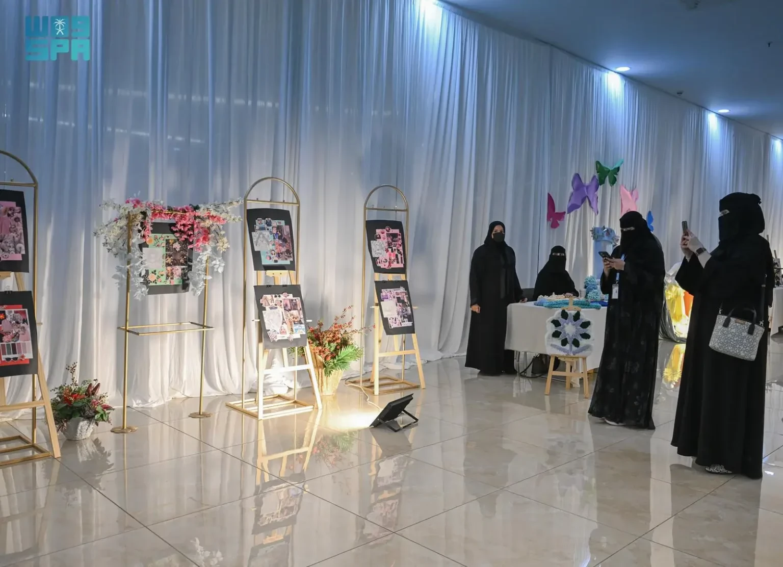 انطلاق ملتقى تمكين المرأة الخامس بـ #عرعر