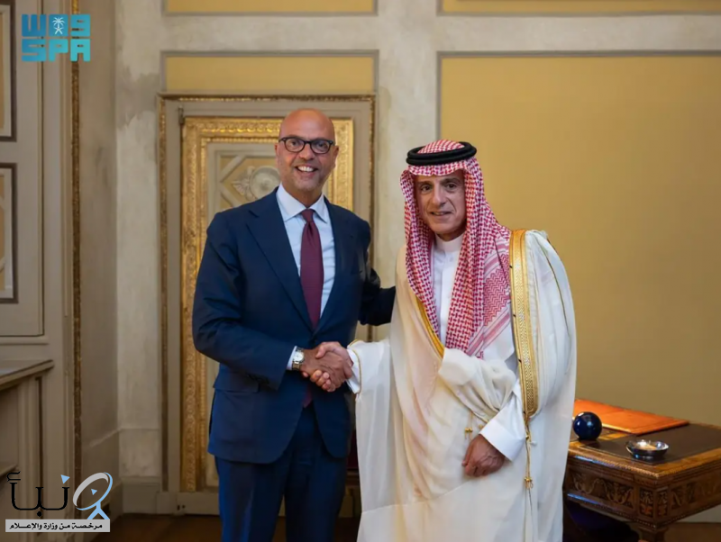 وزير الدولة للشؤون الخارجية يلتقي عددًا من الشخصيات المشاركة في منتدى البيت الأوروبي