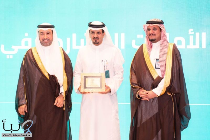 انطلاق ملتقى التحول إلى #عقود_الأداء لمشاريع #القطاع_البلدي في حائل