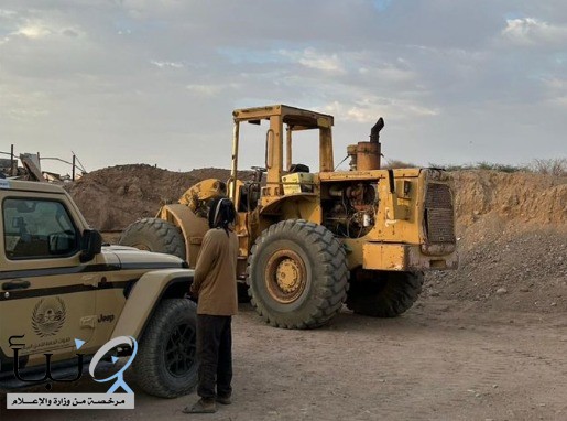 ضبط مقيمًا من الجنسية السودانية لاستغلاله الرواسب في #المدينة_المنورة