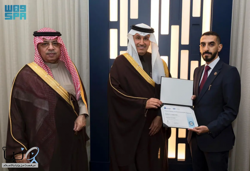 “سلطان مشرف” أول سعودي يُتوّج بتصنيف عالمي في مجال تشريعات سلامة وتشغيل الطيران والمطارات