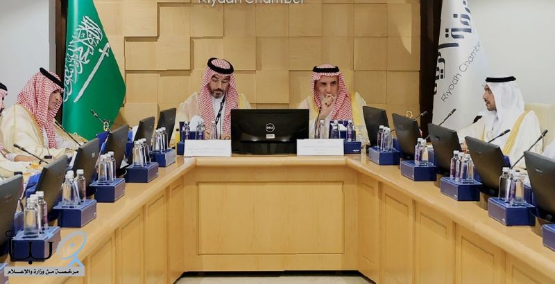 محافظ #التأمينات_الاجتماعية يستعرض أبرز المبادرات والخدمات لأصحاب الأعمال بالرياض