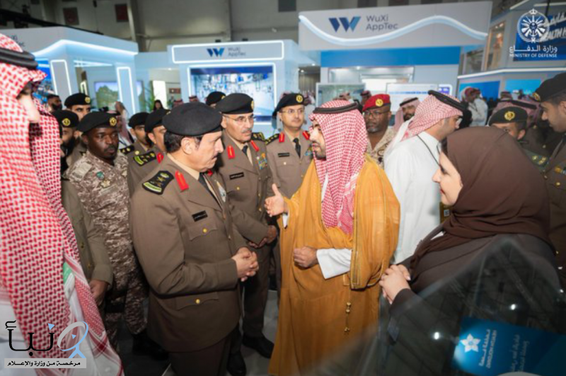 مدير الأمن العام والرئيس التنفيذي للغذاء والدواء يزوران جناح وزارة الدفاع في ملتقى الصحة العالمي بالرياض مدير الأمن العام والرئيس التنفيذي للغذاء والدواء يزوران جناح وزارة الدفاع في ملتقى الصحة العالمي بالرياض