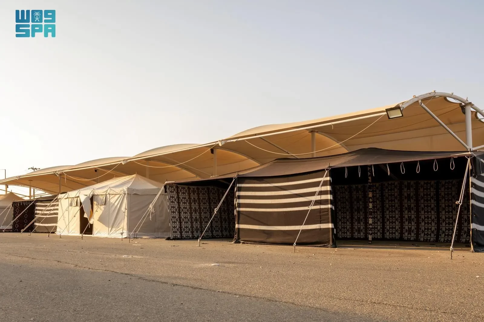 موسم الأمطار بالجوف يستهوي مُحبي الرحلات البرية