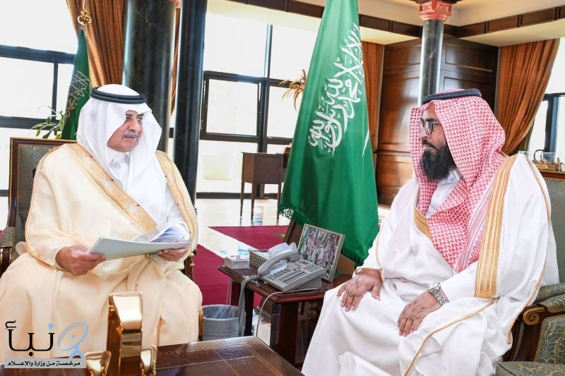 أمير تبوك يطلع على تقرير عن أعمال شركة المياه الوطنية بالمنطقة