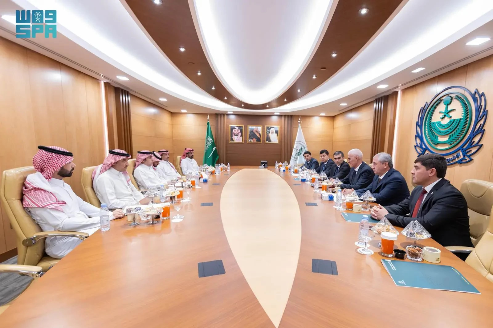 وفد من الإنتربول الطاجيكستاني يزور الإنتربول السعودي