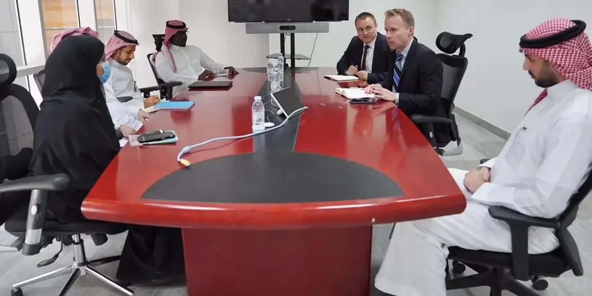 مديرة الشراكات بمركز الملك سلمان للإغاثة تلتقي كبير المستشارين بالوكالة النرويجية للتعاون الإنمائي