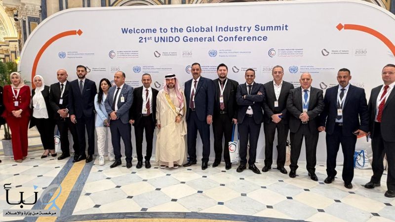 الدكتور السيهاتي يشارك في القمة العالمية للصناعة بالرياض