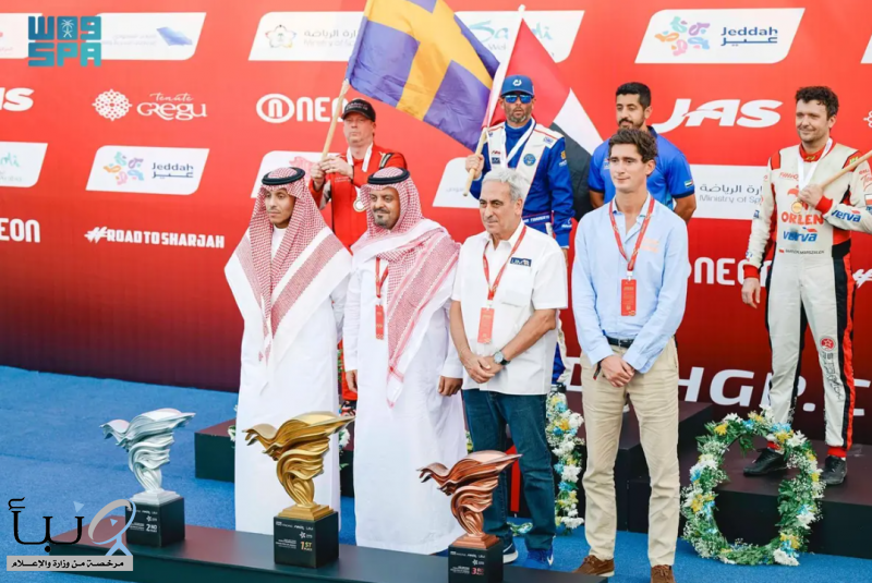 جدة تختتم منافسات الجولة الرابعة من بطولة العالم لسباقات الزوارق السريعة الفورمولا 1