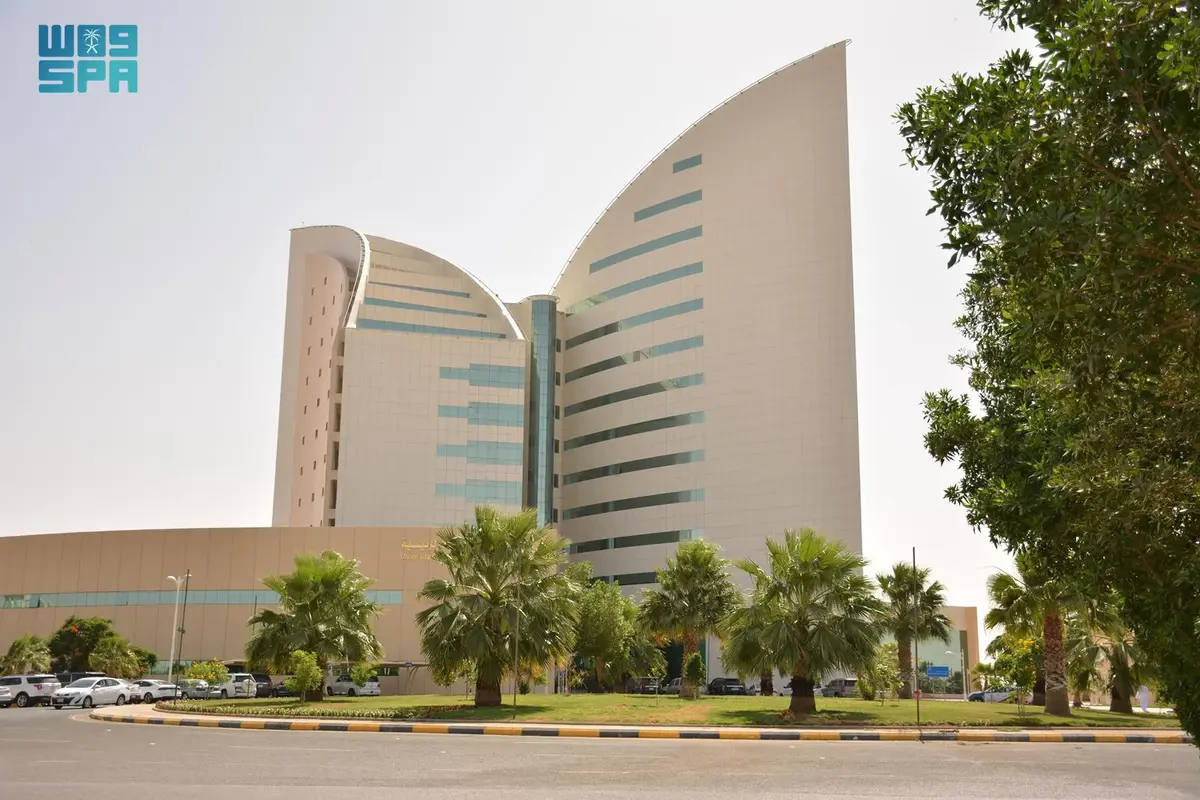 جامعة نجران تفوز بجائزة “LEAP-FAST” للابتكار وتحقق إنجازاً نوعياً في الاستدامة