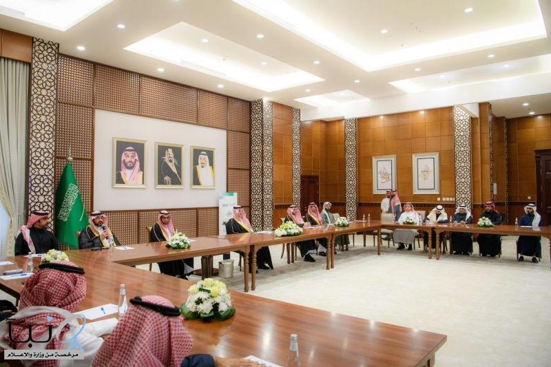 برعاية أمير المدينة.. جلسة حوارية تناقش تطوير العمل التطوعي لخدمة الزوار