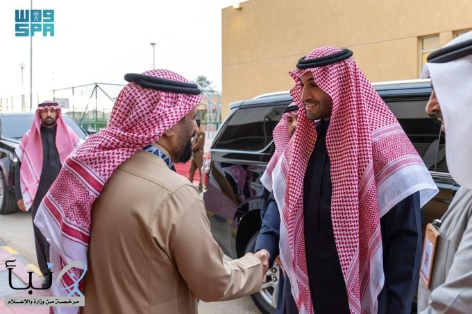 نائب أمير منطقة الجوف يحضر مباراة العروبة والجندل ضمن دوري يلو للمحترفين