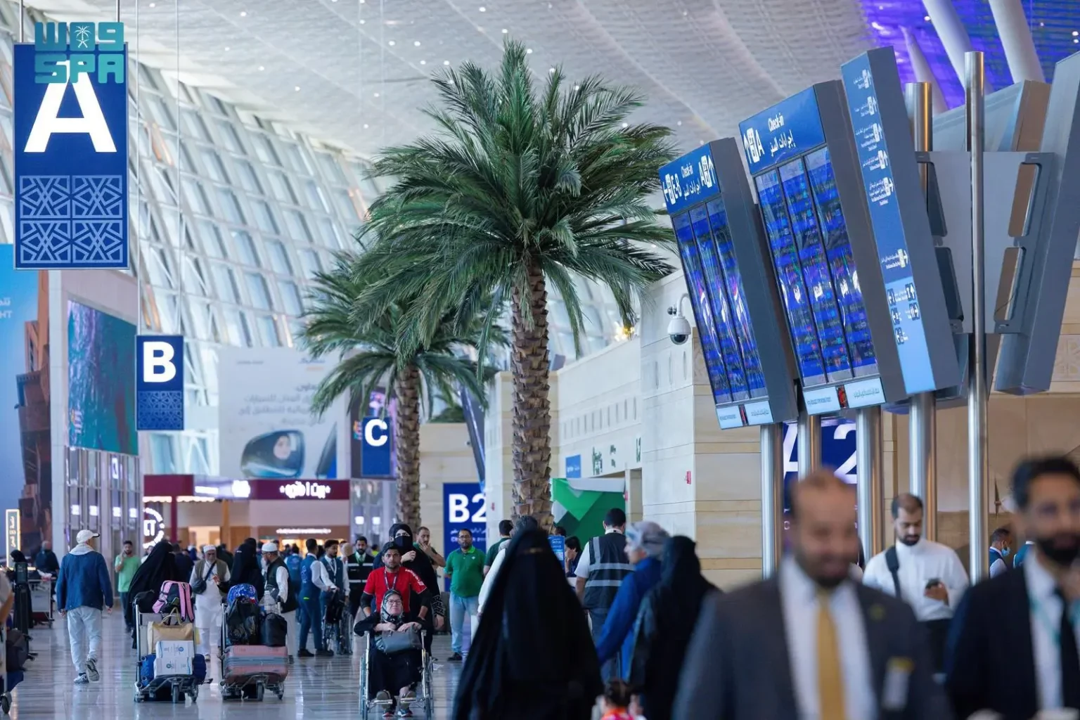 مطار الملك عبدالعزيز الدولي يدخل قائمة “المطارات العملاقة” برقم قياسي للمسافرين