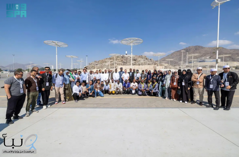 انطلاق برنامج رحلة المشاعر المقدسة بمشاركة شباب عربي وإسلامي