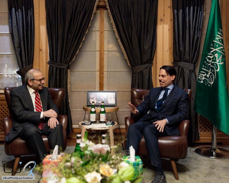 سمو وزير الخارجية يلتقي رئيس مجلس الوزراء اللبناني سمو وزير الخارجية يلتقي رئيس مجلس الوزراء اللبناني