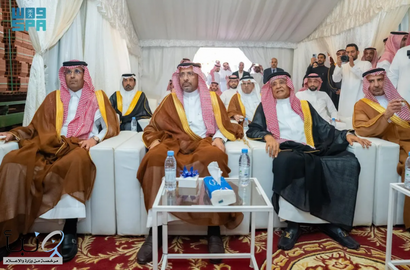 وزير الصناعة والثروة المعدنية يدشّن مبادرة إزاحة الوقود السائل دعمًا للاستدامة البيئية