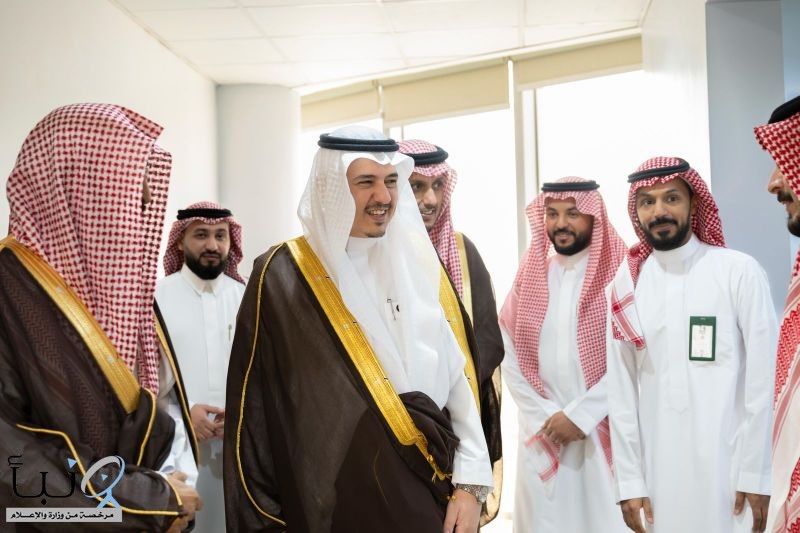 معالي د. الأحيدب يزور المحكمة الإدارية العليا مؤكدًا أهمية تسخير كافة الإمكانات لخدمة المتقاضين