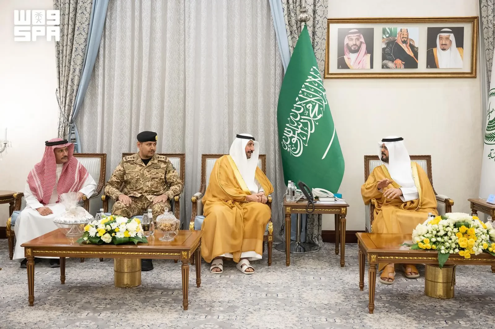 نائب أمير منطقة مكة المكرمة يطلع على جهود "المجاهدين" في دعم الأعمال الميدانية خلال الحج