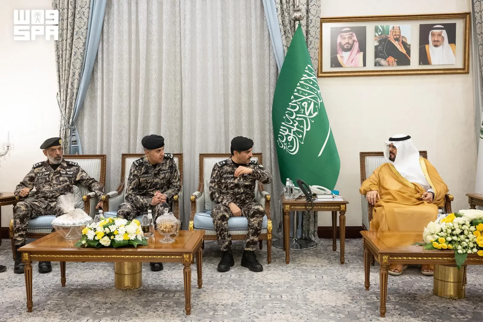 نائب أمير منطقة مكة المكرمة يطّلع على جهود قوات أمن المنشآت في تأمين محطات القطار بالمشاعر المقدسة