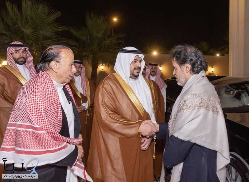 نائب أمير منطقة الرياض ينقل تعازي القيادة في الرئيس اليمني السابق عبدربه منصور هادي