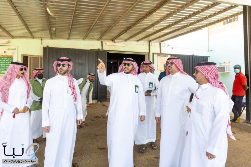 مدير عام فرع البيئة بالحدود الشمالية يتفقد المسالخ وأسواق النفع العام خلال جولة ميدانية