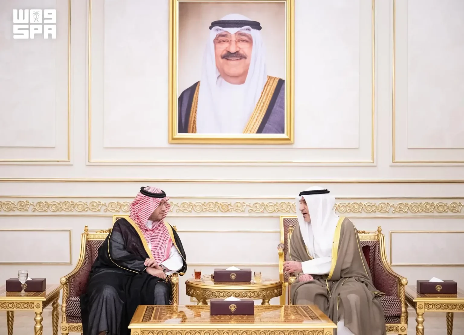 وزير الداخلية الكويتي يستقبل الأمير تركي بن محمد بن فهد وزير الداخلية الكويتي يستقبل الأمير تركي بن محمد بن فهد