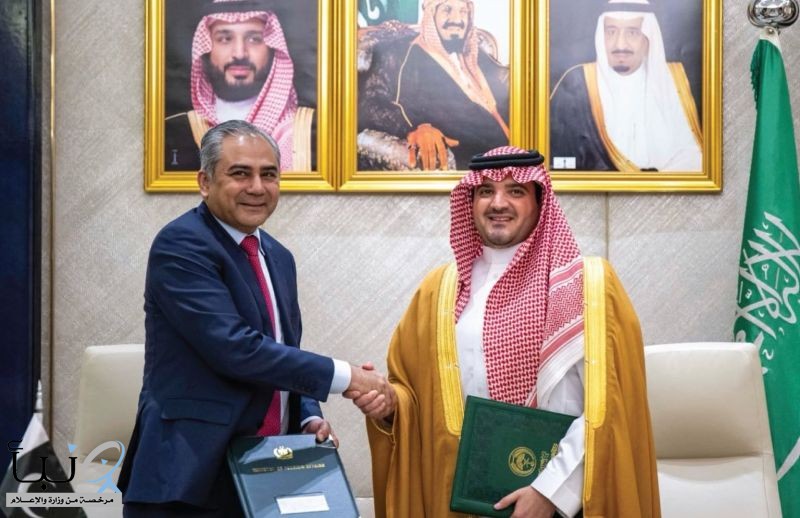 وزير الداخلية ونظيره الباكستاني يوقعان مذكرة تفاهم لتعزيز التعاون العلمي والتدريبي والبحثي وزير الداخلية ونظيره الباكستاني يوقعان مذكرة تفاهم لتعزيز التعاون العلمي والتدريبي والبحثي